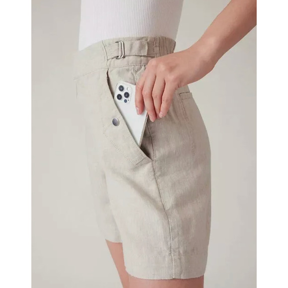 Athleta Voyager Linen High Rise Shorts Sz 22 Oatmeal Teacher Safari Modest $79 - Picture 3 of 4